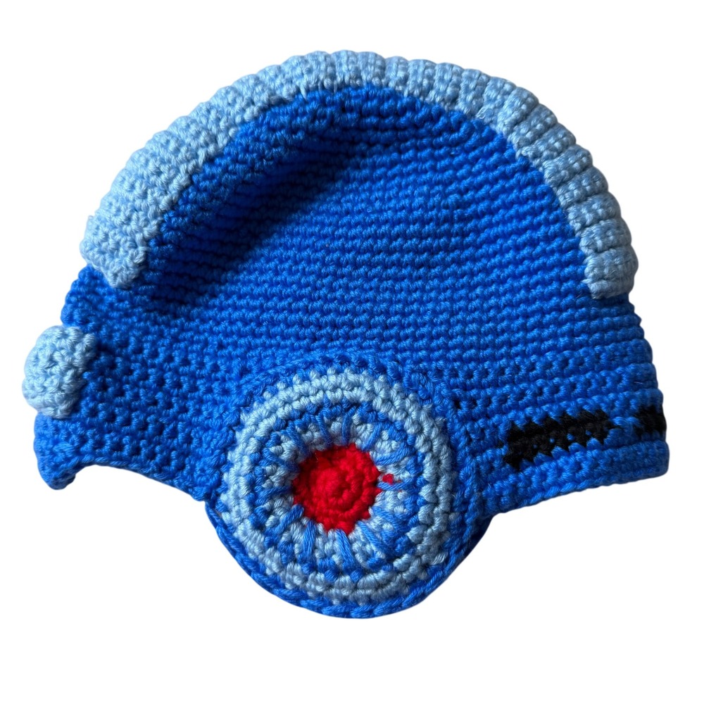 Mega Man Capcom Crochet Beanie Helmet Blue Knit Cosplay Hat Licensed ThinkGeek